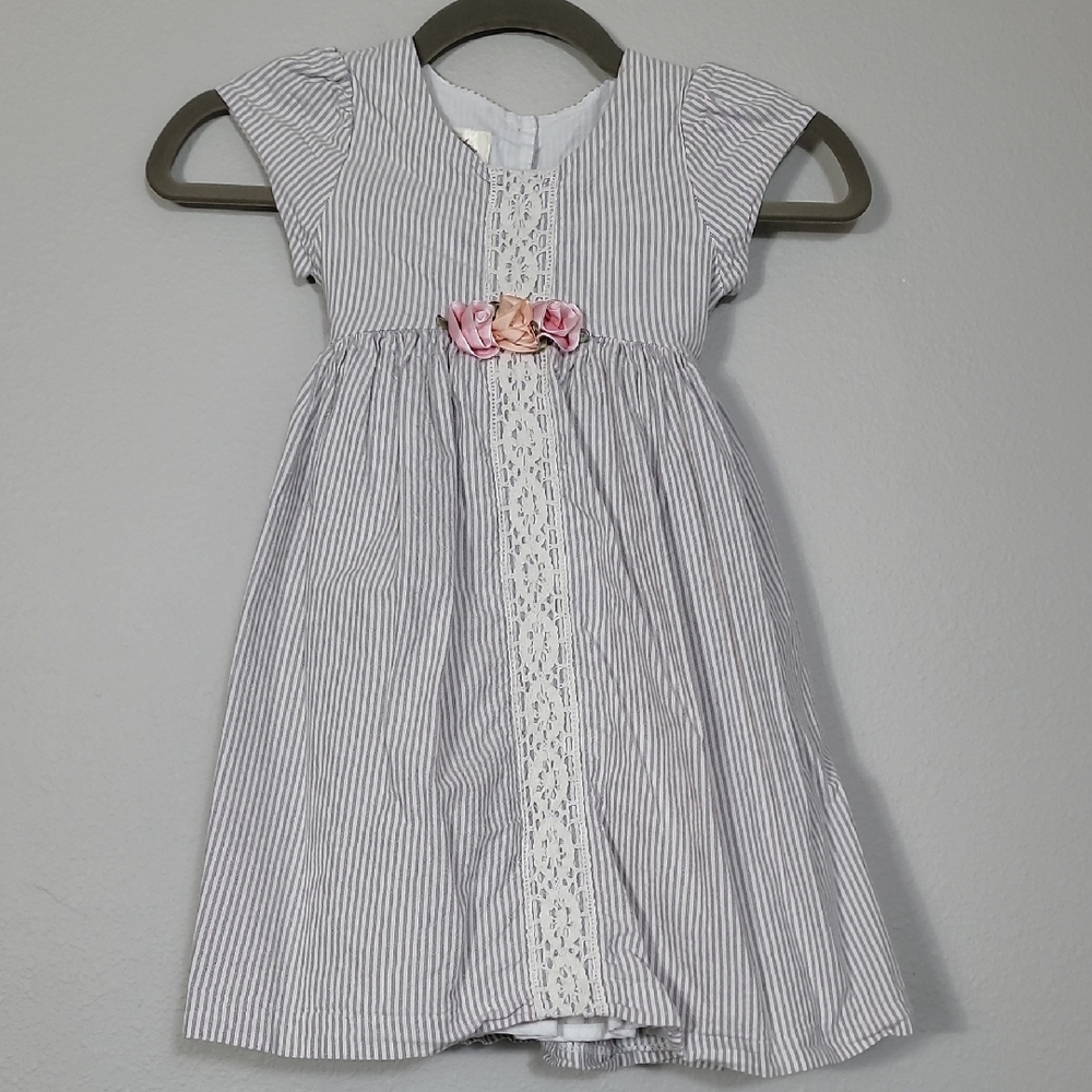 Laura Ashley Fit & Flare Dress Girls Size 5 Gray White Stripe Lace Rosette Cotta